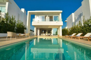 Your Dream Holiday Villa with Private Pool in Protaras most Exclusive Neighbourhood Paralimni Villa 1332